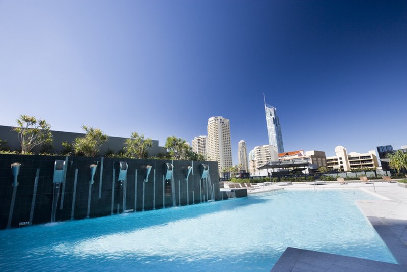 Photo - 9 Ferny Avenue, Surfers Paradise QLD 4217 - Image 9