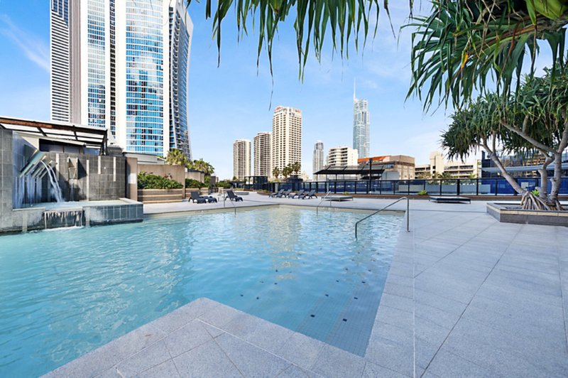 Photo - 9 Ferny Avenue, Surfers Paradise QLD 4217 - Image 16