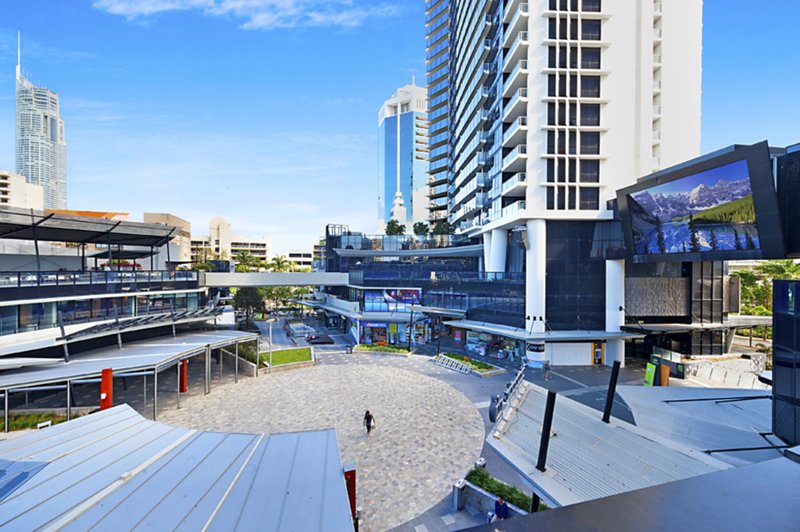 Photo - 9 Ferny Avenue, Surfers Paradise QLD 4217 - Image 17