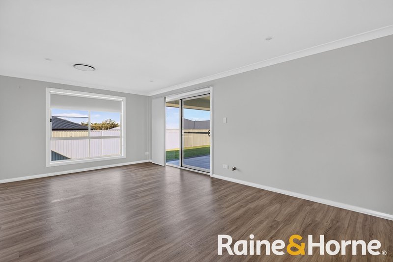 Photo - 9 Ferrier Drive, Dubbo NSW 2830 - Image 9