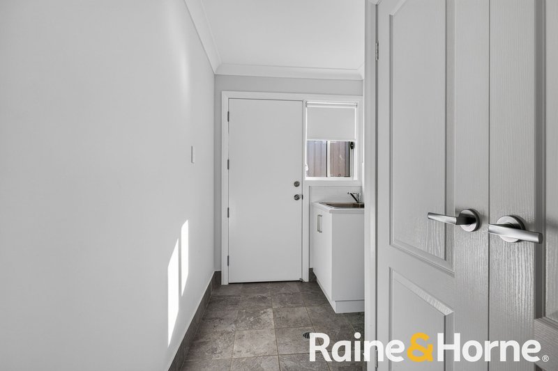 Photo - 9 Ferrier Drive, Dubbo NSW 2830 - Image 10