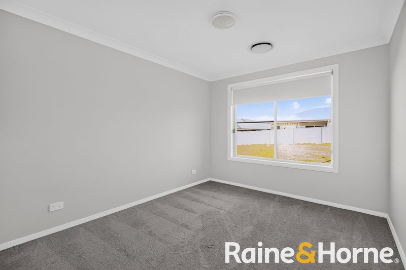 Photo - 9 Ferrier Drive, Dubbo NSW 2830 - Image 12