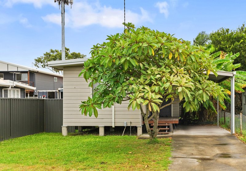 Photo - 9 Field Avenue, Hemmant QLD 4174 - Image 1