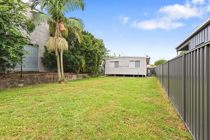 Photo - 9 Field Avenue, Hemmant QLD 4174 - Image 3