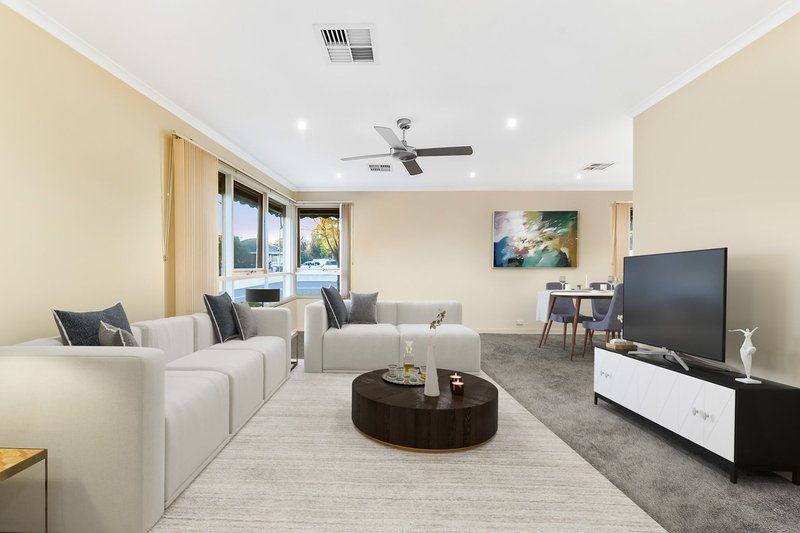 Photo - 9 Filer Court, Keysborough VIC 3173 - Image 3