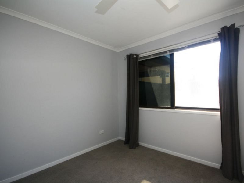 Photo - 9 Finch Court, Deception Bay QLD 4508 - Image 8