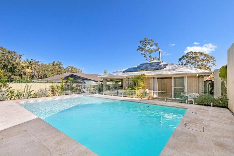 Photo - 9 Findlay Avenue, Chain Valley Bay NSW 2259 - Image