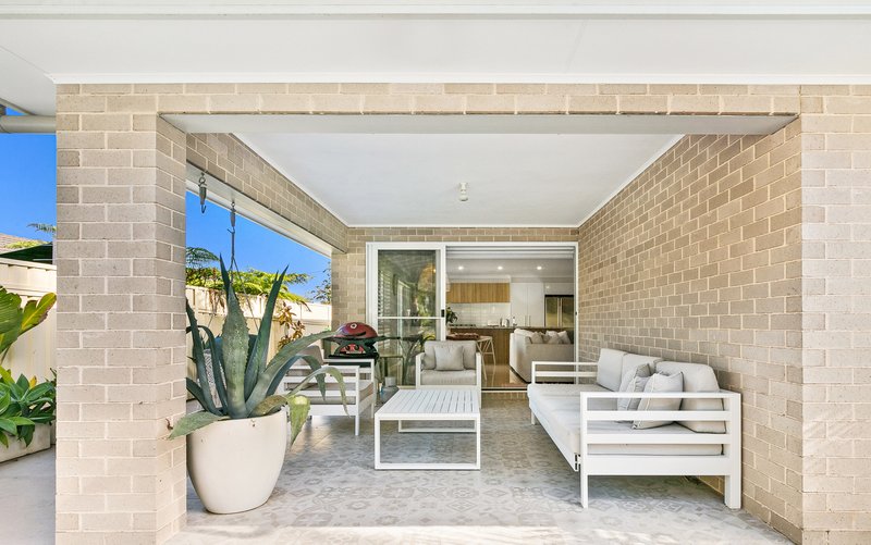 Photo - 9 Findlay Avenue, Chain Valley Bay NSW 2259 - Image 6