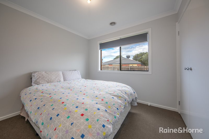 Photo - 9 Fingleton Crescent, Sunbury VIC 3429 - Image 12