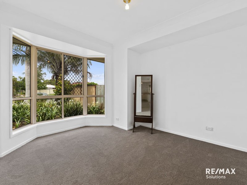 Photo - 9 Firefly Crescent, Lawnton QLD 4501 - Image 6