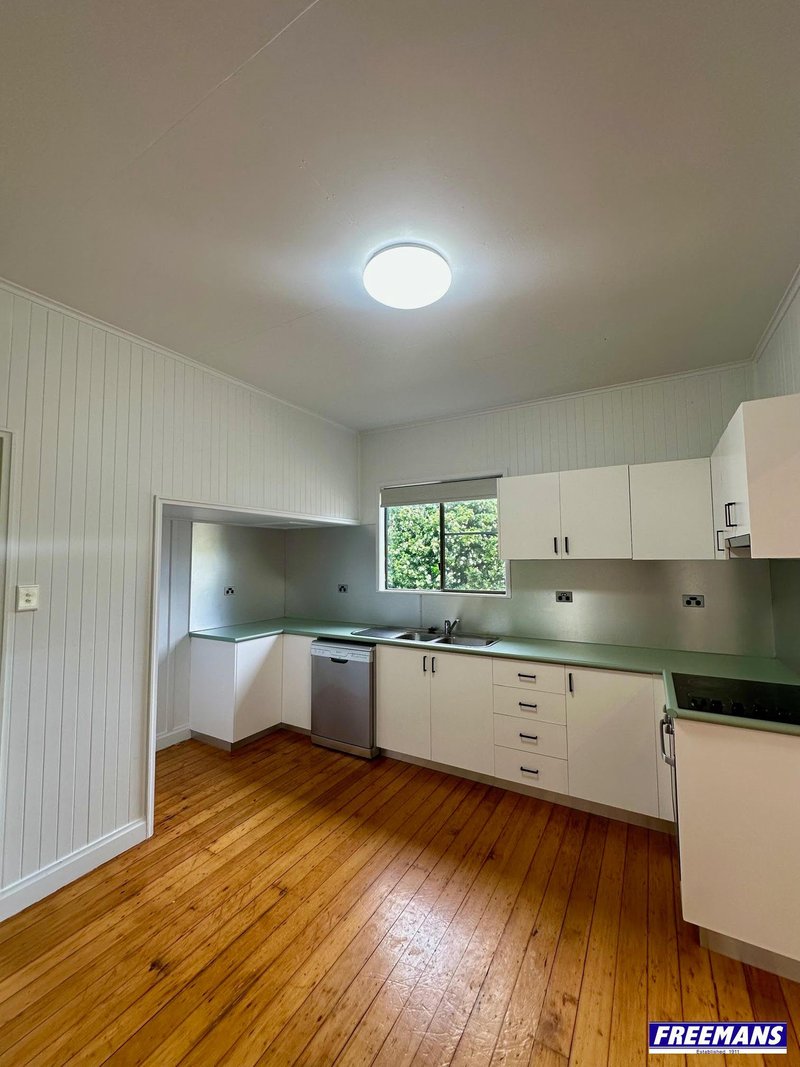 Photo - 9 Fitzroy Street, Kingaroy QLD 4610 - Image 6