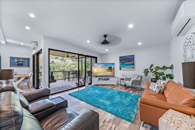 Photo - 9 Flame Tree Court, Airlie Beach QLD 4802 - Image 2