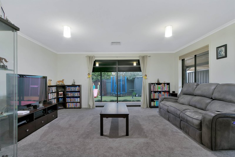 Photo - 9 Flannery Crescent, Andrews Farm SA 5114 - Image 5