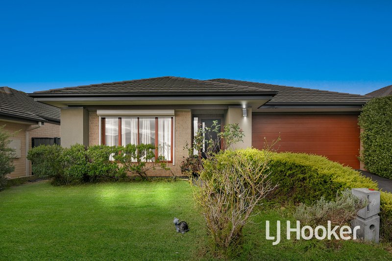 9 Flemington Way, Clyde North VIC 3978