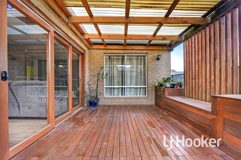 Photo - 9 Flemington Way, Clyde North VIC 3978 - Image 7