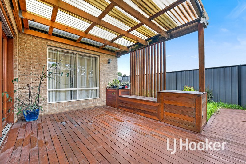 Photo - 9 Flemington Way, Clyde North VIC 3978 - Image 8