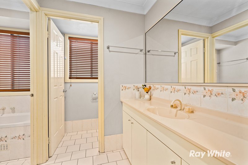 Photo - 9 Flemming Grove, Doonside NSW 2767 - Image 9