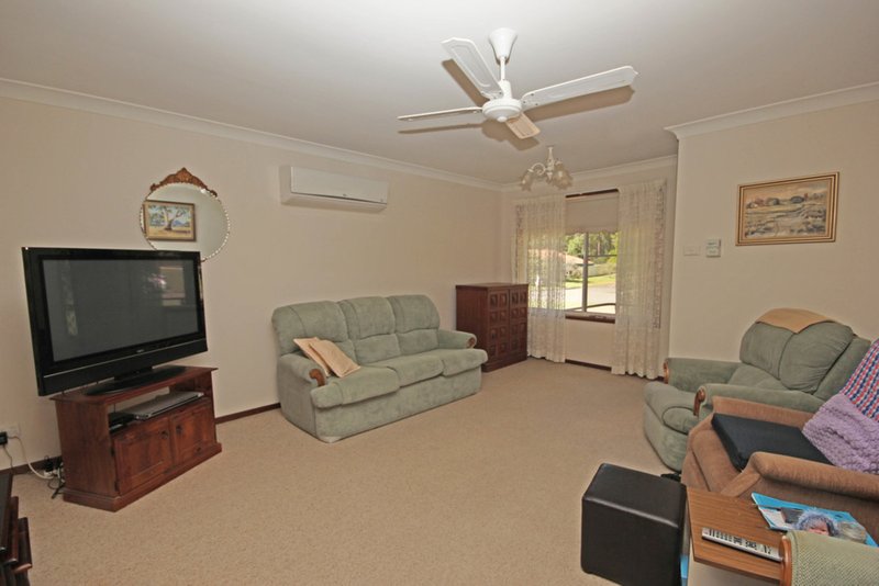 Photo - 9 Flinders Drive, Laurieton NSW 2443 - Image 2