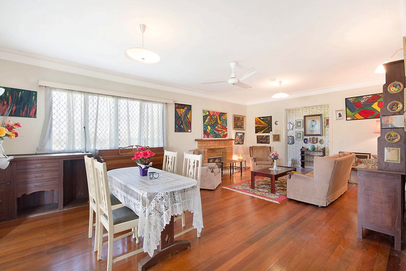 Photo - 9 Floramy Street, Boondall QLD 4034 - Image 5