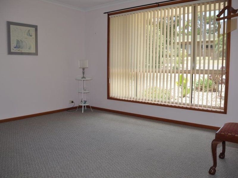 Photo - 9 Folkestone Tce , Victor Harbor SA 5211 - Image 10