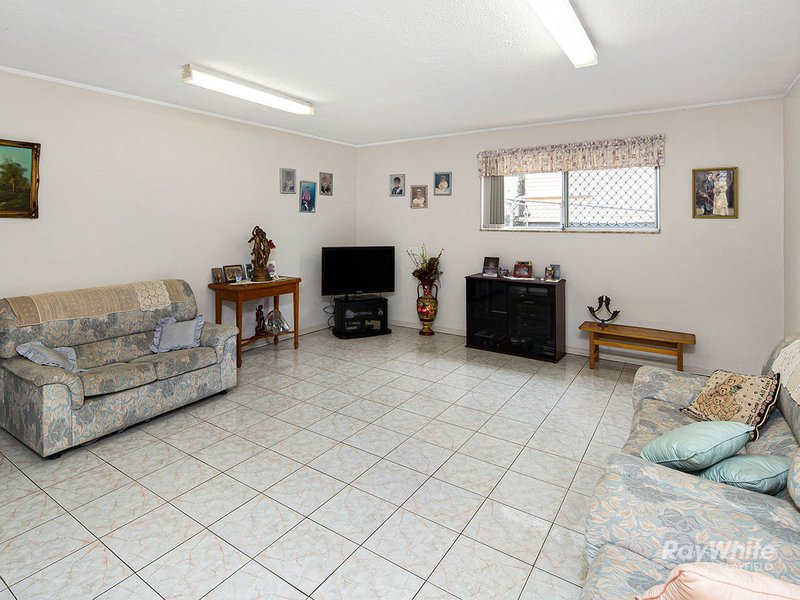 Photo - 9 Fordham Street, Wavell Heights QLD 4012 - Image 5