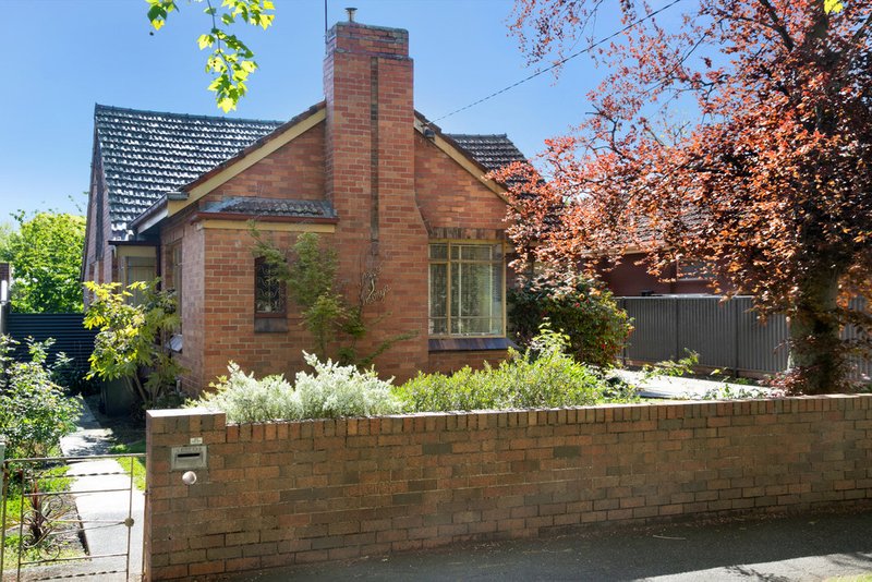 Photo - 9 Forest Street, Lake Wendouree VIC 3350 - Image 1