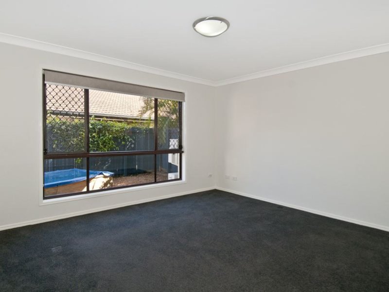 Photo - 9 Forestglen Cres , Bahrs Scrub QLD 4207 - Image 4