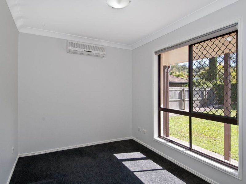 Photo - 9 Forestglen Cres , Bahrs Scrub QLD 4207 - Image 5