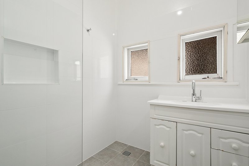 Photo - 9 Forster Street, Port Kembla NSW 2505 - Image 5