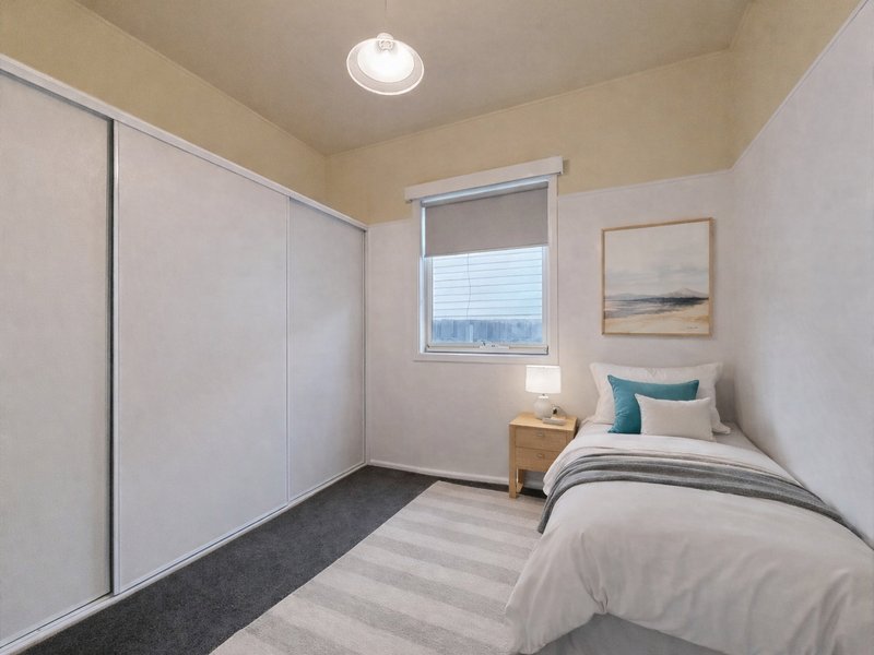 Photo - 9 Foster Street, South Geelong VIC 3220 - Image 6