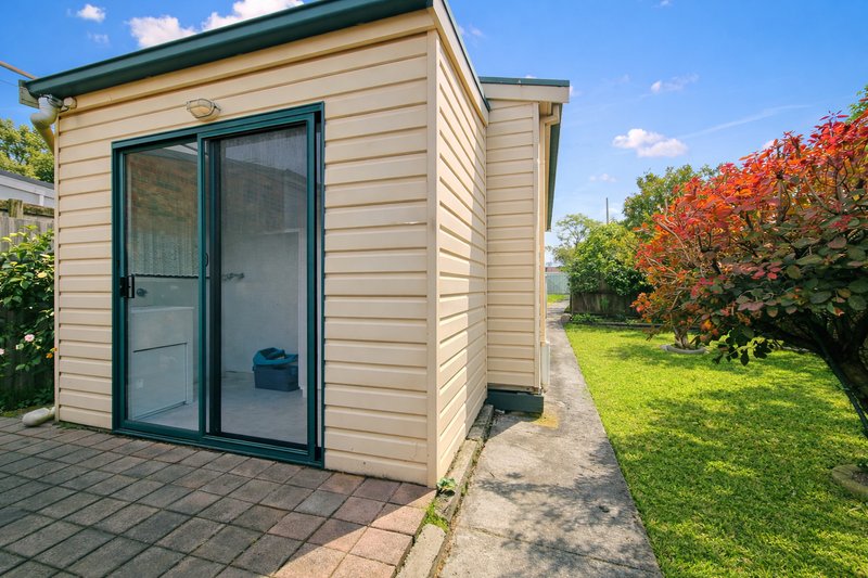 Photo - 9 Foster Street, South Geelong VIC 3220 - Image 12