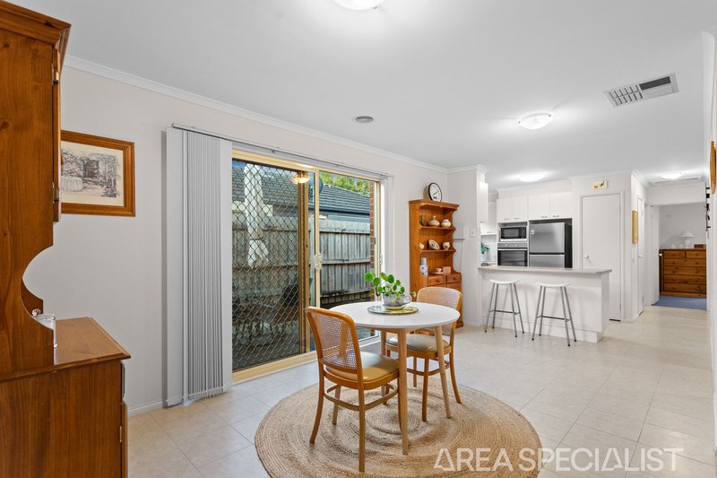 Photo - 9 Francis Crescent, Langwarrin VIC 3910 - Image 6