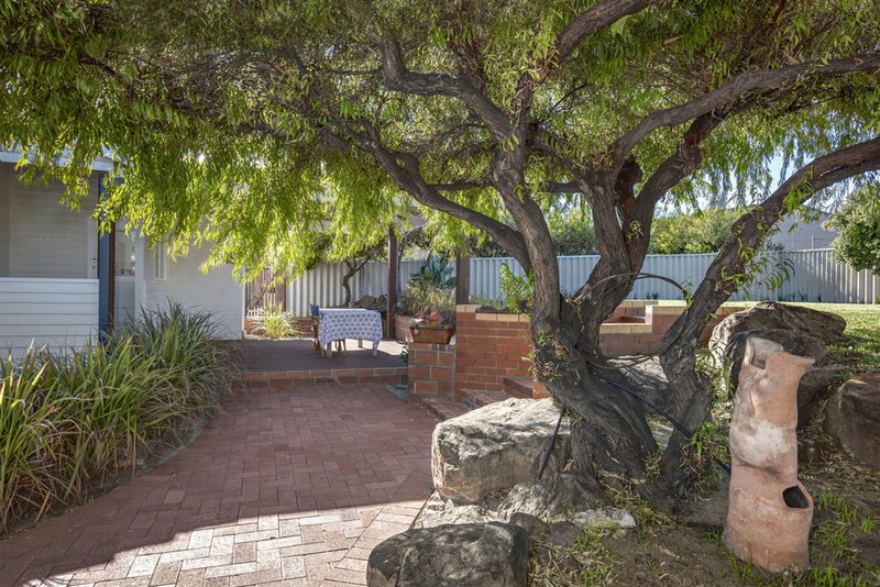 Photo - 9 Francis Street R Street, Geraldton WA 6530 - Image 7