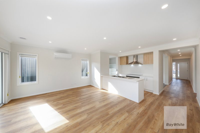 Photo - 9 Fraser Road, Beveridge VIC 3753 - Image 4