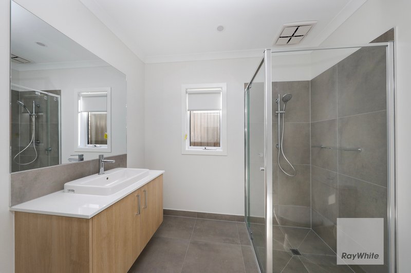 Photo - 9 Fraser Road, Beveridge VIC 3753 - Image 9