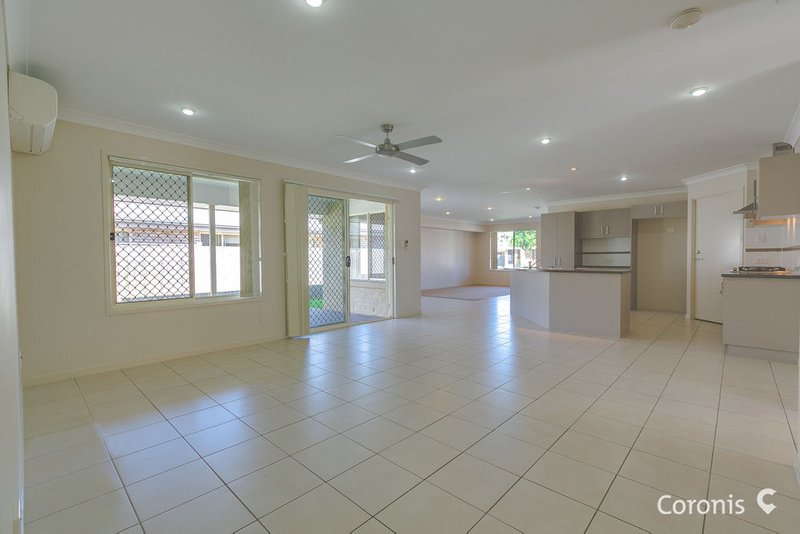 Photo - 9 Freeman Place, Bracken Ridge QLD 4017 - Image 11