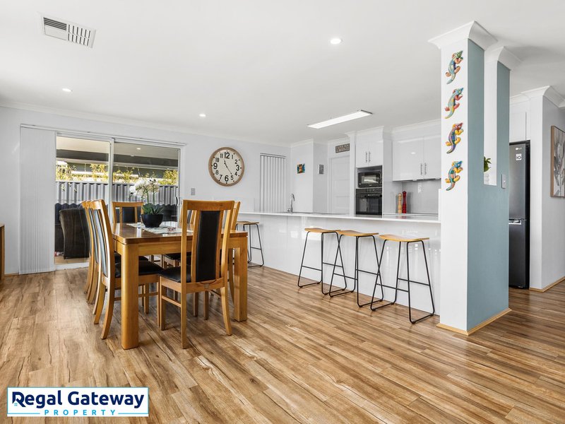 Photo - 9 Freycinet Circuit, Aubin Grove WA 6164 - Image 3
