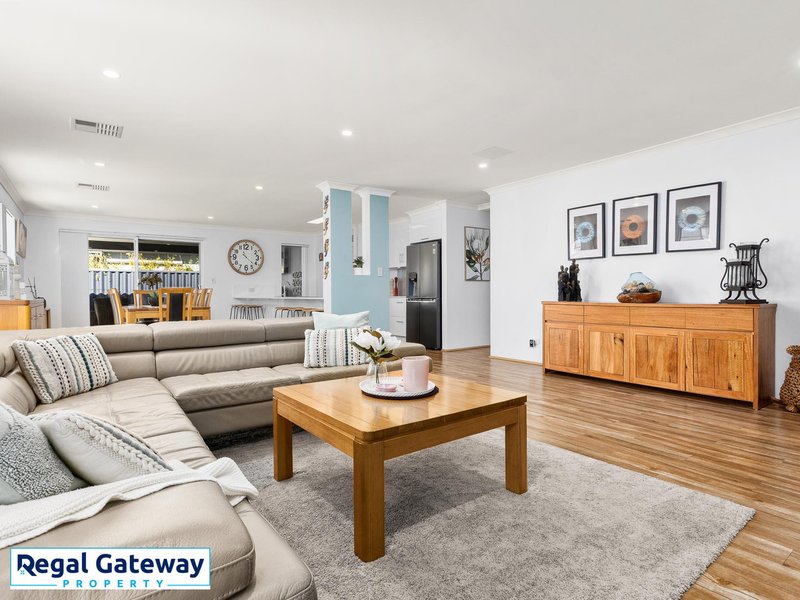 Photo - 9 Freycinet Circuit, Aubin Grove WA 6164 - Image 5