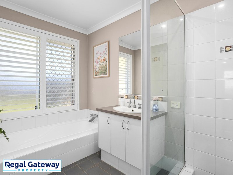 Photo - 9 Freycinet Circuit, Aubin Grove WA 6164 - Image 19