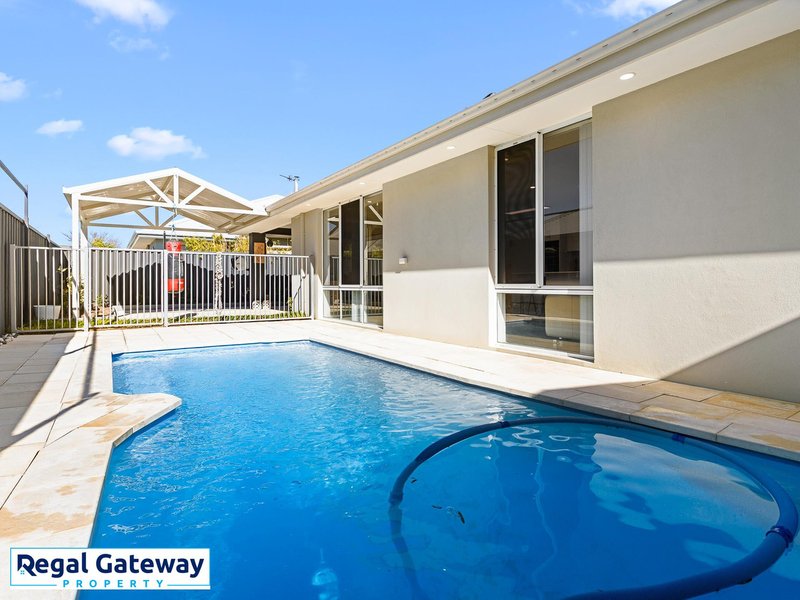 Photo - 9 Freycinet Circuit, Aubin Grove WA 6164 - Image 20