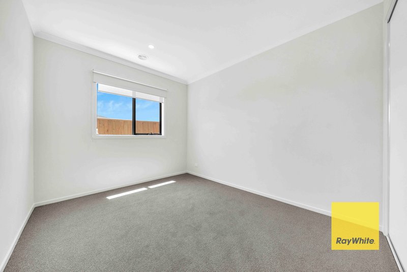 Photo - 9 Fruit Street, Tarneit VIC 3029 - Image 11