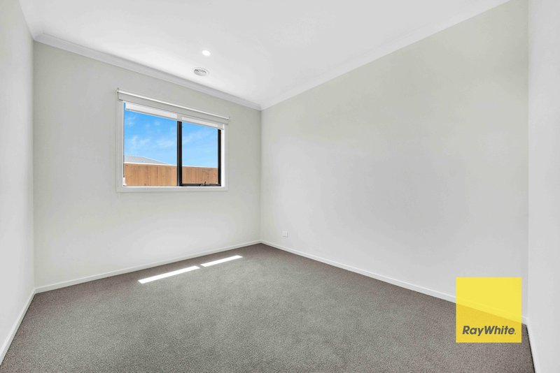 Photo - 9 Fruit Street, Tarneit VIC 3029 - Image 12