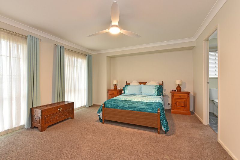 Photo - 9 Fryar Crescent, Wallsend NSW 2287 - Image 9