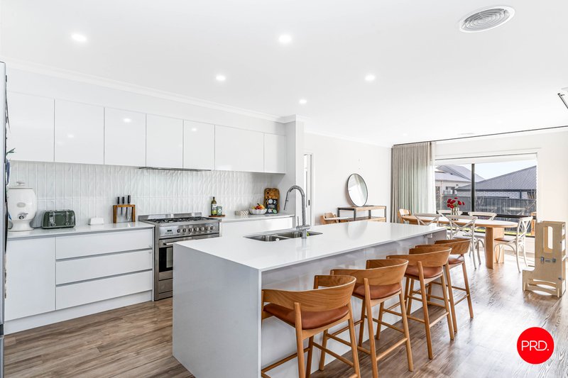 Photo - 9 Galactic Avenue, Strathfieldsaye VIC 3551 - Image 3
