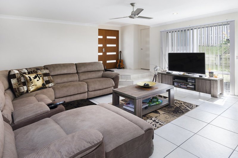 Photo - 9 Garawarra Crescent, Upper Coomera QLD 4209 - Image 3