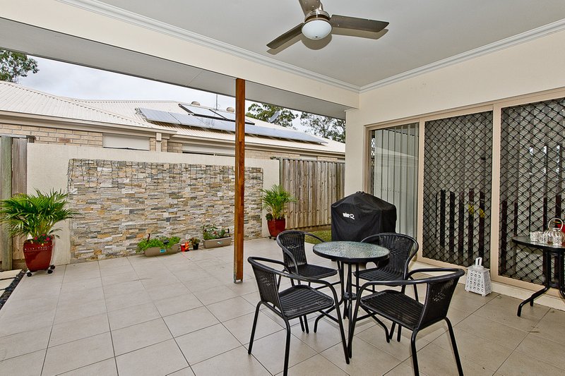 Photo - 9 Gardenia Place, Bridgeman Downs QLD 4035 - Image 8