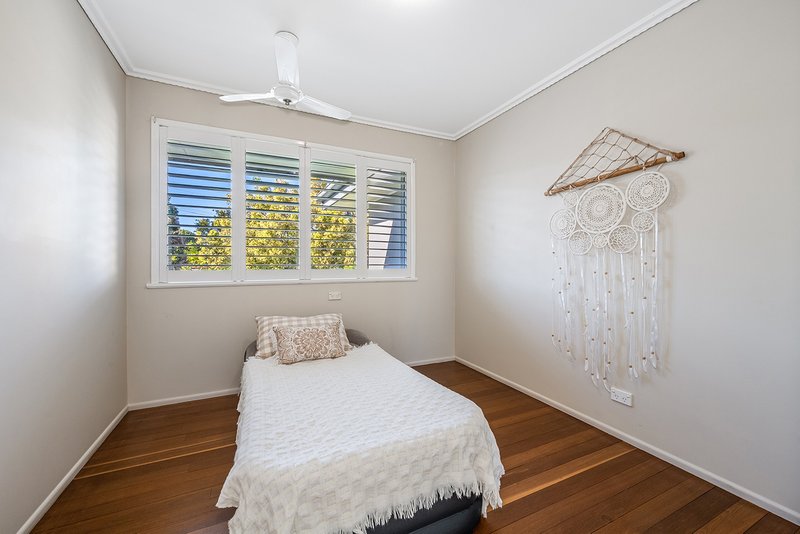 Photo - 9 Gardenia Street, Clontarf QLD 4019 - Image 11