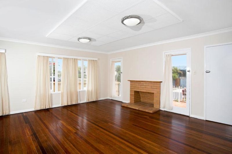 Photo - 9 Gatwick Street, Stafford Heights QLD 4053 - Image 3