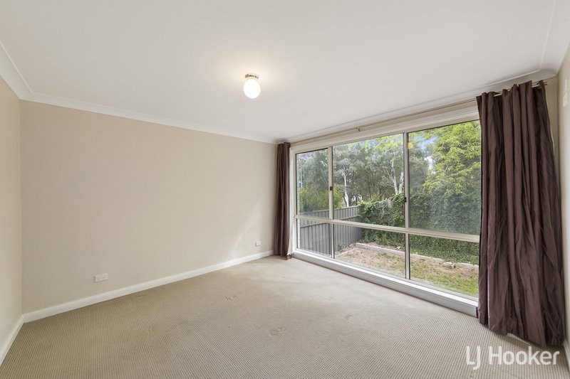 Photo - 9 Geeves Court, Charnwood ACT 2615 - Image 6