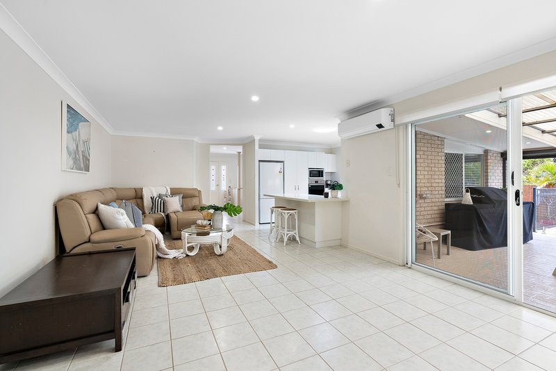 Photo - 9 Gemma Court, Capalaba QLD 4157 - Image 14